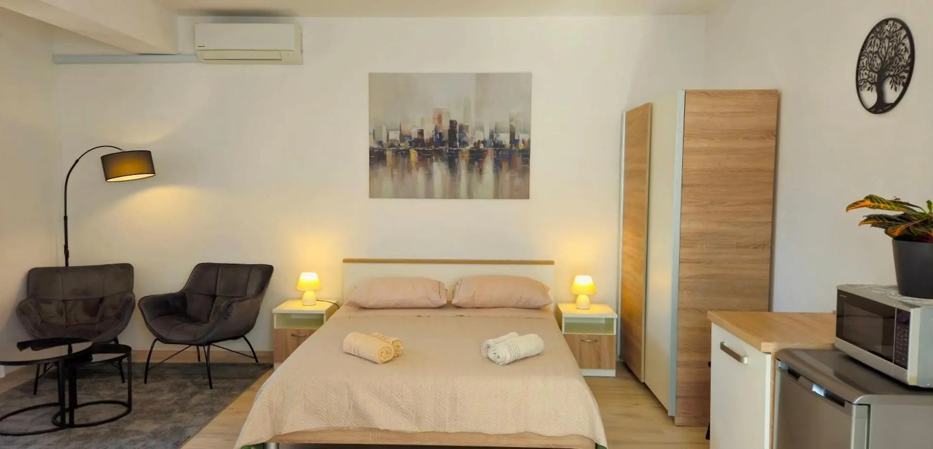 Blu Infinito Apartment&Studios Rovinj Homestay szállás